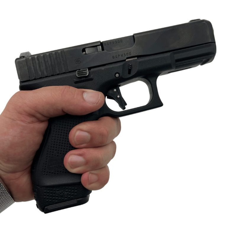 Magazine Sleeve for Glock 19 cutout